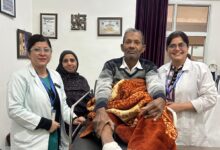 श्री महंत इन्दिरेश अस्पताल में माइक्रोसर्जरी द्वारा सफल इलाज