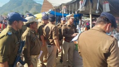 गौचर मेला में लापरवाही बरतने वाले 20 व्यापारियों पर चालानी कार्यवाही,