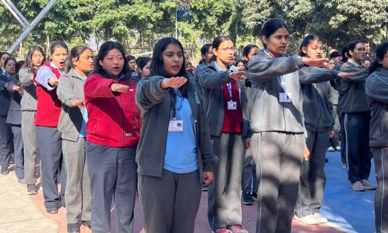 एसजीआरआर विश्वविद्यालय में छात्रों ने ली संवैधानिक मूल्यों की शपथ संवैधानिक मूल्यों का सम्मान करे हर छात्र :कुलपति