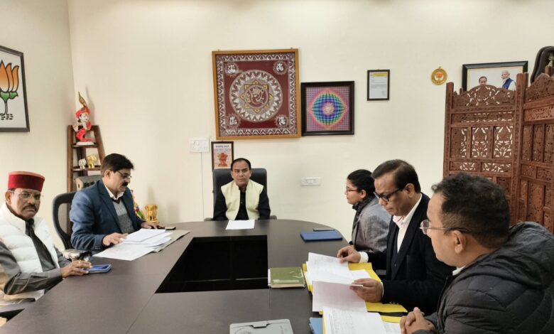 श्रीनगर में 24 घंटे होगी पेयजल आपूर्ति: डॉ. धन सिंह रावत