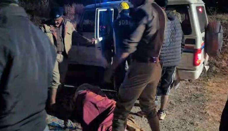 बारात में शामिल होने जा रहे लोगों की कार शिप्रा नदी में गिरी, तीन शिक्षकों की मौत