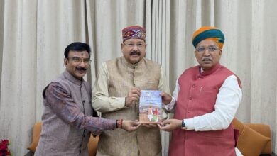 महाराज ने केन्द्रीय मंत्री अर्जुन राम मेघवाल से की शिष्टाचार भेंट