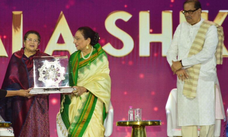 पद्मभूषण विदुषी बेगम परवीन सुल्ताना को प्रदान किया गया ‘आदित्य विक्रम बिड़ला कला शिखर पुरस्कार’