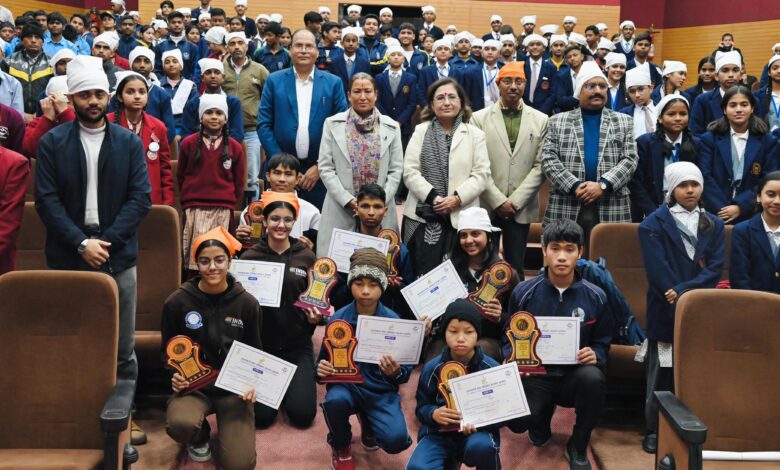 उत्तराखंड बाल अधिकार संरक्षण आयोग ने गरिमामय कार्यक्रम के साथ मनाया वीर बाल दिवस