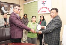 सूचना कर्मचारी संघ द्वारा आयोजित की गई इंडोर खेल प्रतियोगिता विजेता प्रतिभागियों को महानिदेशक सूचना ने प्रदान किये पुरस्कार सूचना कर्मचारी संघ द्वारा आयोजित की गई इंडोर खेल प्रतियोगिता विजेता प्रतिभागियों को महानिदेशक सूचना ने प्रदान किये पुरस्कार