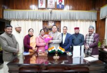 सीबीआई जांच की संस्तुति प्रदान करने पर कई विधायकों ने सीएम से मुलाकात कर आभार व्यक्त किया सीबीआई जांच की संस्तुति प्रदान करने पर कई विधायकों ने सीएम से मुलाकात कर आभार व्यक्त किया