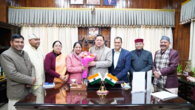 सीबीआई जांच की संस्तुति प्रदान करने पर कई विधायकों ने सीएम से मुलाकात कर आभार व्यक्त किया