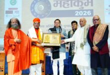 पंडित पुरुषोत्तम गौड़ को लाइफटाइम अचीवमेंट अवार्ड से सम्मानित पंडित पुरुषोत्तम गौड़ को लाइफटाइम अचीवमेंट अवार्ड से सम्मानित