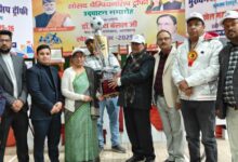 राज्यसभा सांसद नरेश बंसल ने देहरादून मे सांसद चैंपियनशिप ट्रॉफी का किया शुभारंभ राज्यसभा सांसद नरेश बंसल ने देहरादून मे सांसद चैंपियनशिप ट्रॉफी का किया शुभारंभ