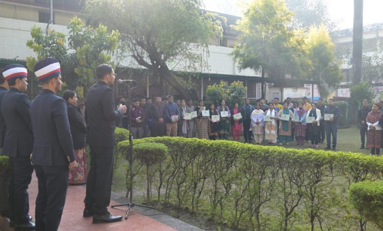 संविधान के मूल्यों के प्रति निष्ठा और कर्तव्यों के निर्वहन का लिया संकल्प