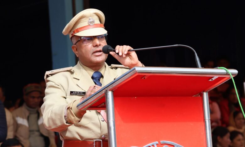 एसपी चमोली ने अपराध नियंत्रण एवं अभियानों की समीक्षा के लिए मासिक अपराध गोष्ठी आयोजित की एसपी चमोली ने अपराध नियंत्रण एवं अभियानों की समीक्षा के लिए मासिक अपराध गोष्ठी आयोजित की