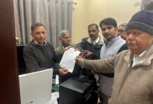 गांधीपार्क एवं पार्किंग समस्या को लेकर महापौर को दिया ज्ञापन गांधीपार्क एवं पार्किंग समस्या को लेकर महापौर को दिया ज्ञापन