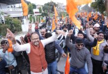 इंदिरा नगर और सीमाद्वार में उमड़ा जनसैलाब, भगवा रैली से हुआ हिन्दू सम्मेलन का शंखनाद