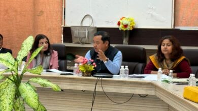 प्रत्येक जनपद पलायन रोकने और स्वरोजगार को बढावा देने को वृहद रणनीति तैयार करेंः गर्ब्याल प्रत्येक जनपद पलायन रोकने और स्वरोजगार को बढावा देने को वृहद रणनीति तैयार करेंः गर्ब्याल