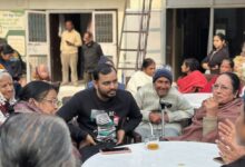 अलख सर ने आंगन वृद्धाश्रम का दौरा किया, बेहतर चिकित्सा देखभाल के लिए 21 लाख रुपये की सहायता प्रदान की