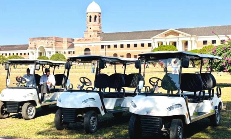 डीएम के प्रयासों से मसूरी में 40 अतिरिक्त गोल्फकार्ट संचालन की तैयारी पूरी