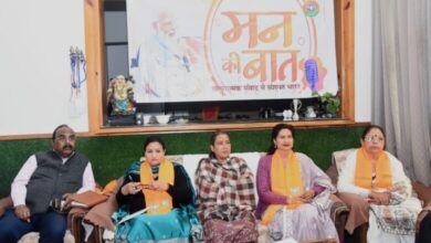 खिलाड़ियों, किसानों और युवाओं के प्रति प्रधानमंत्री जी की संवेदनशीलता प्रेरणादायक : रेखा आर्या खिलाड़ियों, किसानों और युवाओं के प्रति प्रधानमंत्री जी की संवेदनशीलता प्रेरणादायक : रेखा आर्या