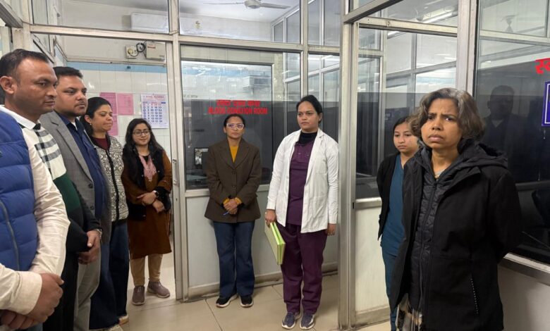 ब्लड बैंक में रक्त की गंभीर कमी और बेहद कम रक्तदान को लेकर प्राचार्य ने जताई कड़ी नाराजगी 