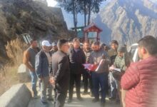 जिलाधिकारी गौरव कुमार ने किया सेलंग सलूड़ डुंग्रा मोटर मार्ग का निरीक्षण जिलाधिकारी गौरव कुमार ने किया सेलंग सलूड़ डुंग्रा मोटर मार्ग का निरीक्षण