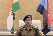 न्यायालयों को बम से उड़ाने की धमकी का मामला: राजीव स्वरूप ने न्यायालय की सुरक्षा में तैनात सुरक्षाबलों की संख्या बढ़ाने और प्रवेश द्वारों पर सघन चैकिंग सुनिश्चित कराने को निर्देशित किया न्यायालयों को बम से उड़ाने की धमकी का मामला: राजीव स्वरूप ने न्यायालय की सुरक्षा में तैनात सुरक्षाबलों की संख्या बढ़ाने और प्रवेश द्वारों पर सघन चैकिंग सुनिश्चित कराने को निर्देशित किया