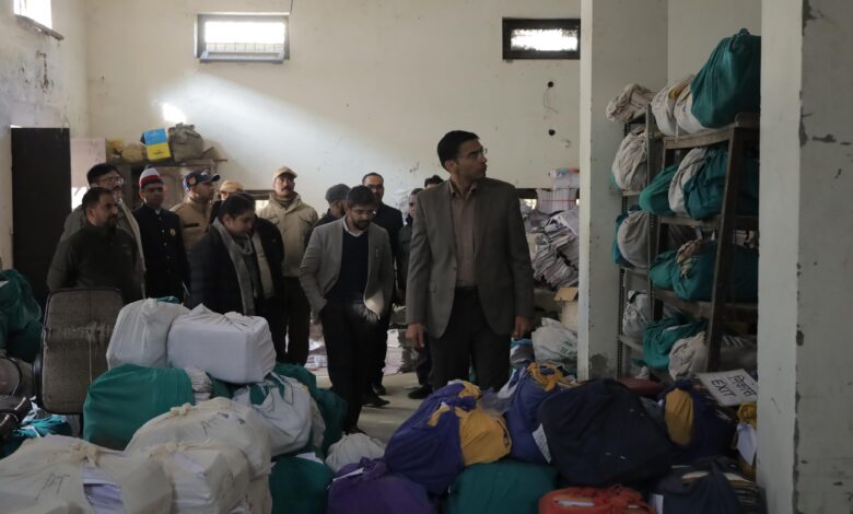 डीएम ने पकड़ा कूटरचित दस्तावेज से भूमि क्रय-विक्रय मामला; बिल्डर्स क्रेता-विक्रेता पर संगीन धाराओं में मुकदमा दर्ज डीएम ने पकड़ा कूटरचित दस्तावेज से भूमि क्रय-विक्रय मामला; बिल्डर्स क्रेता-विक्रेता पर संगीन धाराओं में मुकदमा दर्ज