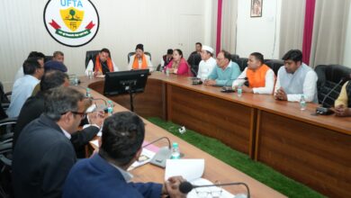 मानव-वन्यजीव संघर्ष रोकने के लिए ट्रैप कैमरे, सोलर फेंसिंग और गहन निगरानी के निर्देश मानव-वन्यजीव संघर्ष रोकने के लिए ट्रैप कैमरे, सोलर फेंसिंग और गहन निगरानी के निर्देश