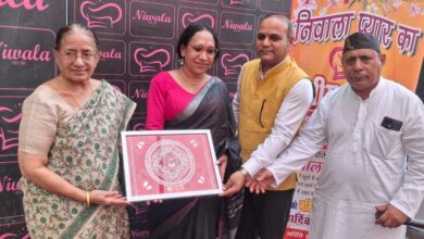 “निवाला प्यार का” कैफ़े की द्वितीय वर्षगांठ पर आयोजित हुआ प्रेरणादायक कार्यक्रम