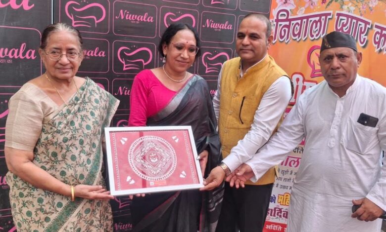 “निवाला प्यार का” कैफ़े की द्वितीय वर्षगांठ पर आयोजित हुआ प्रेरणादायक कार्यक्रम