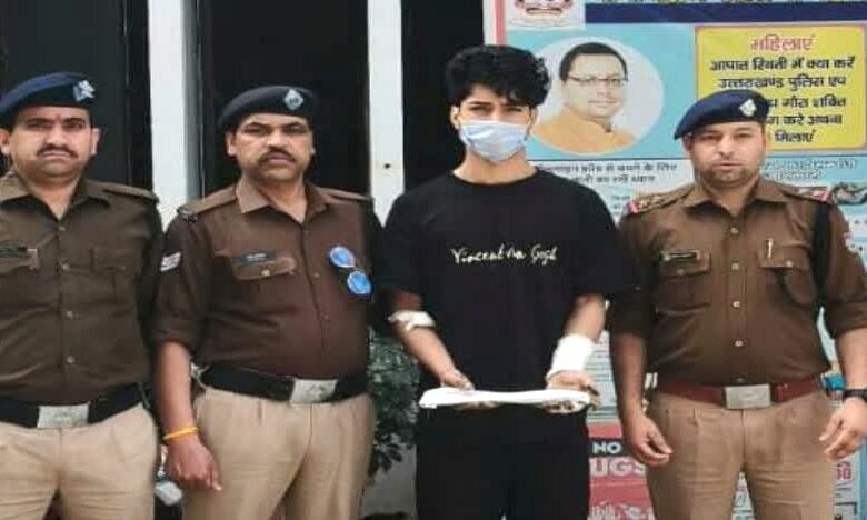 छात्रा ने दूसरे के साथ देखा तो रेत दिया गला, 60 टांके लगे, गिरफ्तार