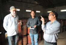 जिला प्रशासन की ओटीपी आधार पर होमडिलिविरी व्यवस्था से एजेंसियों से छंटी भीड़ जिला प्रशासन की ओटीपी आधार पर होमडिलिविरी व्यवस्था से एजेंसियों से छंटी भीड़