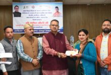 आपदा प्रभावित गांवों के 110 परिवारों को 87 लाख से अधिक की सहायता, मंत्री गणेश जोशी ने वितरित किए चैक आपदा प्रभावित गांवों के 110 परिवारों को 87 लाख से अधिक की सहायता, मंत्री गणेश जोशी ने वितरित किए चैक