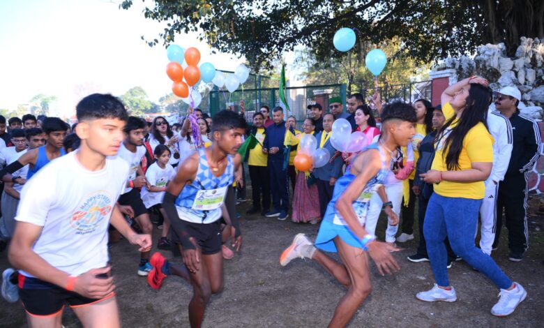 देहरादून में ‘हैप्पी स्ट्रीट – फन एंड फिटनेस मॉर्निंग’ का आयोजन, शहर ने अपनाया फिटनेस का उत्सव देहरादून में ‘हैप्पी स्ट्रीट – फन एंड फिटनेस मॉर्निंग’ का आयोजन, शहर ने अपनाया फिटनेस का उत्सव