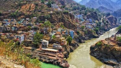 पर्यटन में बढ़ते कदम: आस्था, रोमांच और इंफ्रास्ट्रक्चर से उत्तराखण्ड बना फेवरेट डेस्टिनेशन पर्यटन में बढ़ते कदम: आस्था, रोमांच और इंफ्रास्ट्रक्चर से उत्तराखण्ड बना फेवरेट डेस्टिनेशन