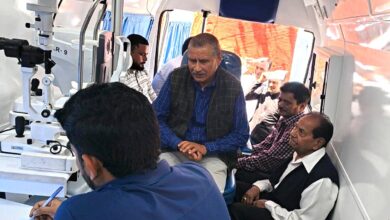 प्रेस क्लब ने लगाया नेत्र स्वास्थ्य शिविर, 100 से अधिक लोगों ने कराई जांच प्रेस क्लब ने लगाया नेत्र स्वास्थ्य शिविर, 100 से अधिक लोगों ने कराई जांच