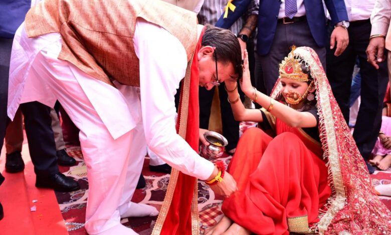 नवरात्रि पर 11 हजार कन्याओं का पूजन