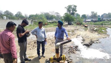 पेयजल आपूर्ति के विकास कार्यों का उप मेलाधिकारी ने किया निरीक्षण