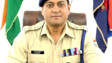 ऋषिकेश में जुए के अड्डे पर छापा, 12 पुलिसकर्मी निलंबित