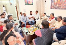 पार्षदों की समस्याओं पर मेयर सौरभ थपलियाल सख्त, अधिकारियों को दिए त्वरित समाधान के निर्देश