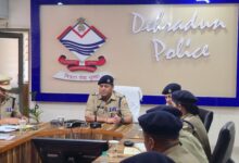 पढ़ाई की आड़ में हुड़दंग करने वाले छात्र- छात्राओं पर नकेल कसने के दिये निर्देश पढ़ाई की आड़ में हुड़दंग करने वाले छात्र- छात्राओं पर नकेल कसने के दिये निर्देश