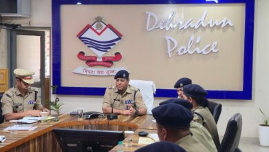 पढ़ाई की आड़ में हुड़दंग करने वाले छात्र- छात्राओं पर नकेल कसने के दिये निर्देश