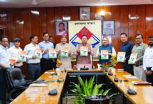 मुख्यमंत्री ने लोक निर्माण विभाग की मास्टर प्लान पुस्तिका का किया विमोचन