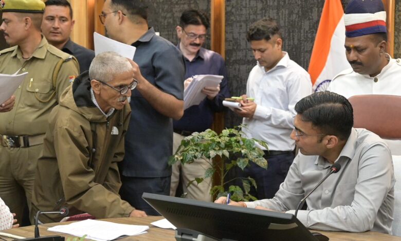 82 वर्षीय दिव्यांग बुजुर्ग नत्थीलाल का पानी का 31657 का बिल डीएम ने करवाया माफ 82 वर्षीय दिव्यांग बुजुर्ग नत्थीलाल का पानी का 31657 का बिल डीएम ने करवाया माफ