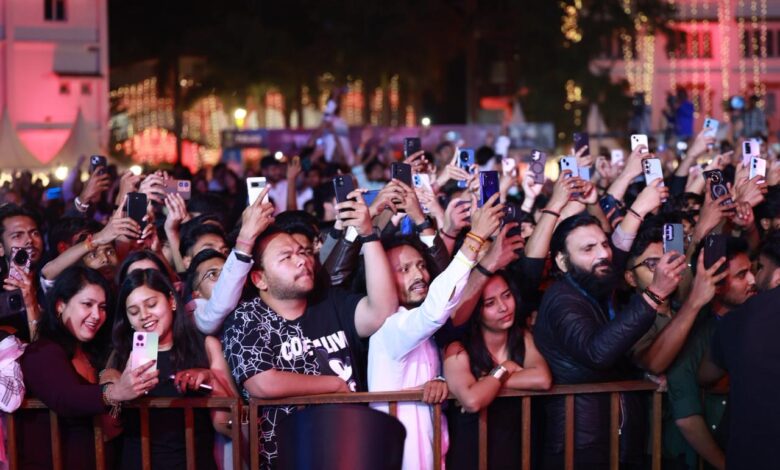 तुलाज़ संस्कृत‍ि 2026 का भव्य समापन, अरमान मलिक की शानदार प्रस्तुति ने बांधा समां