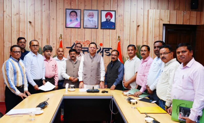 मुख्यमंत्री धामी से उत्तराखंड डिप्लोमा इंजीनियर्स महासंघ की वार्ता, समाधान की दिशा में पहल