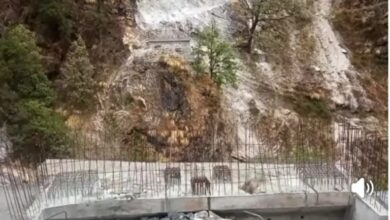 8 साल से अधूरा झिंजी पुल, निजमुला घाटी के ग्रामीणों का फूटा गुस्सा