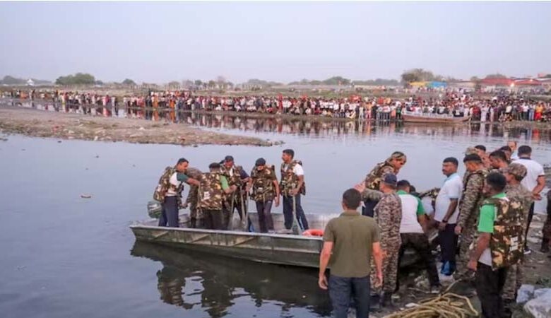 वृंदावन नाव हादसा: दो शव मिलने से मृतकों की संख्या बढ़कर 13 हुई, तीन लोग अभी भी लापता