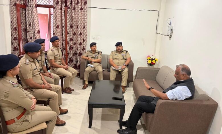 श्रद्धालुओं की सुरक्षा के साथ ही सुरक्षित यात्रा के लिए लिया फीडबैक, अधिकारियों को दिए आवश्यक दिशा-निर्देश