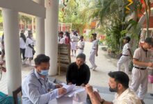 ऑलंपस हाई स्कूल में रक्तदान शिविर हुआ आयोजित