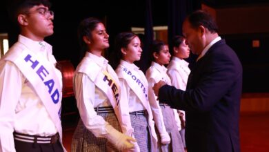 अक्षरा सिंह और तनमय जांगिड ने हेड गर्ल एवं हेड बॉय का दायित्व संभाला