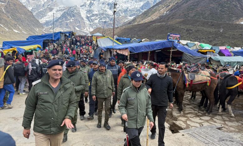 केदारनाथ यात्रा: एसपी रुद्रप्रयाग का पैदल निरीक्षण, सुरक्षा व्यवस्था का लिया जायजा